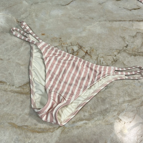 Oneill Pismo Bikini Set - Picture 5 of 13